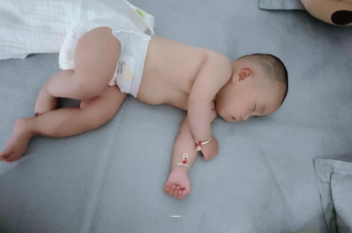 燕郊宝宝老打喷嚏怎么办